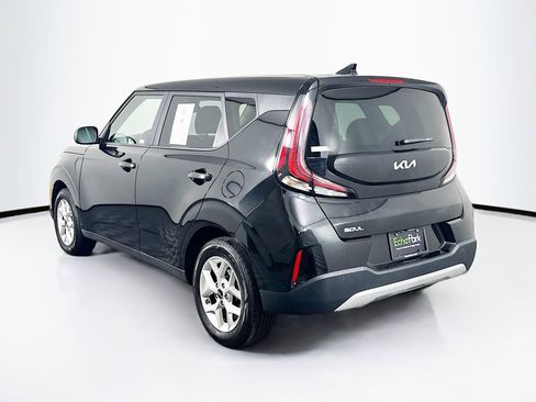 Used 2025 Kia Soul LX w/ LX Technology Package FWD image 5