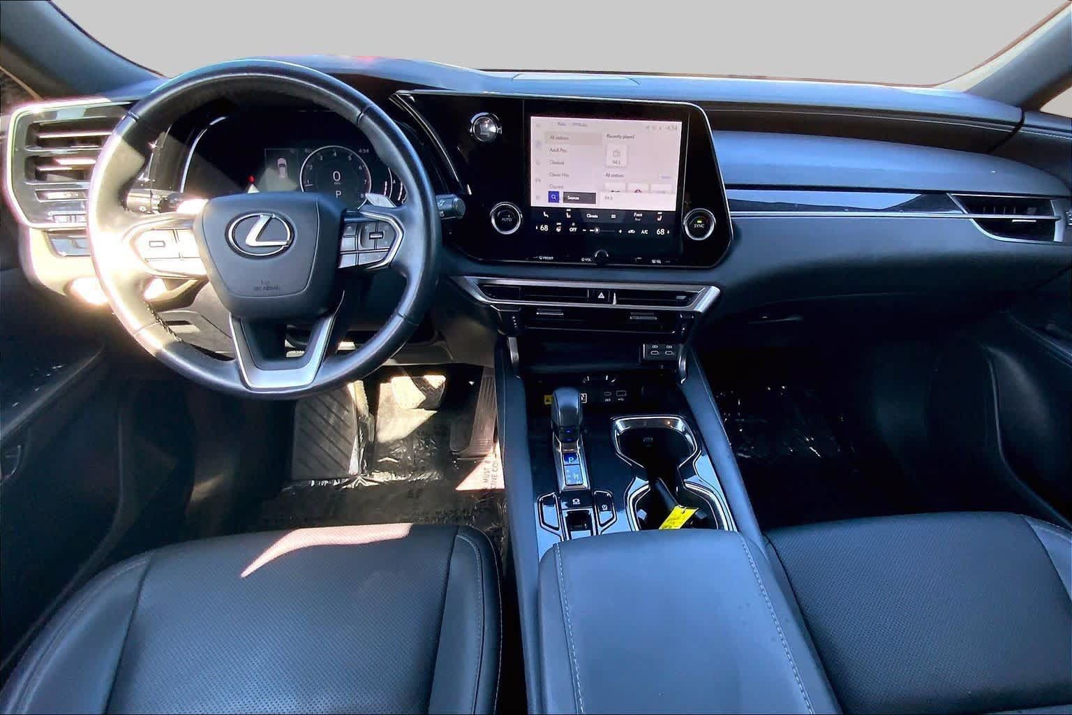 Used 2024 Lexus RX 350 FWD w/ Technology Package image 16