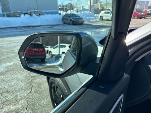 Certified 2023 Volkswagen Atlas SE w/ Panoramic Sunroof Package image 15