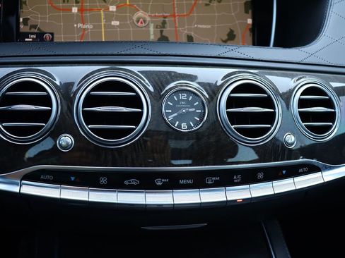 Used 2015 Mercedes-Benz S 63 AMG 4MATIC Sedan w/ Driver Assistance Package image 99