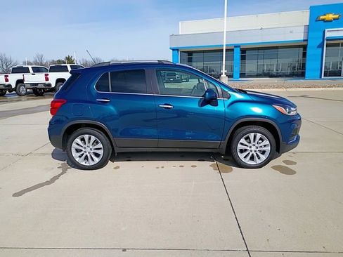 Used 2020 Chevrolet Trax Premier image 16