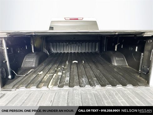 Used 2022 GMC Sierra 2500 AT4 image 25