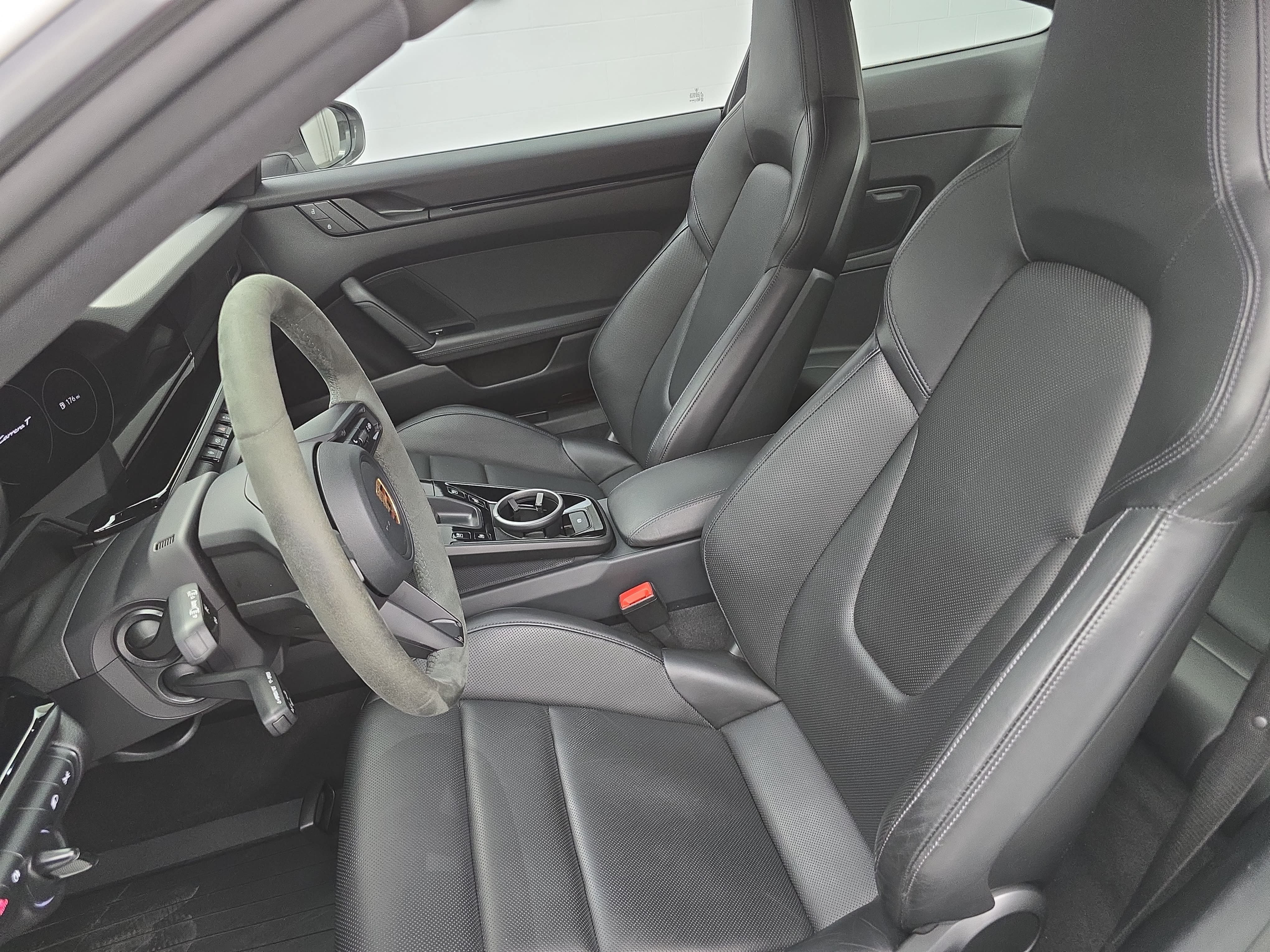 Certified 2023 Porsche 911 Carrera T RWD image 16