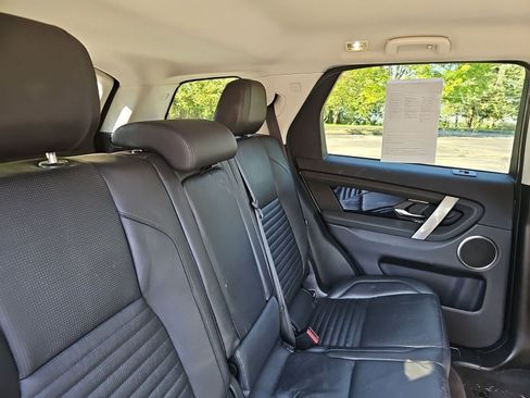 Used 2021 Land Rover Discovery Sport SE AWD/4WD image 15