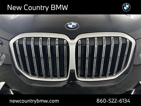 Used 2023 BMW X7 xDrive40i w/ Executive Package image 30