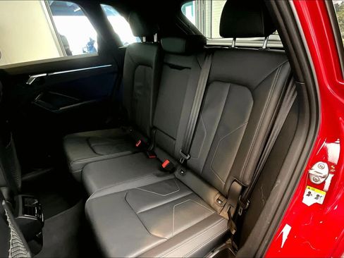 Certified 2023 Audi Q3 2.0T Premium Plus image 21