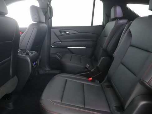 Used 2025 Chevrolet Traverse Z71 w/ LPO, Floor Liner Package image 27