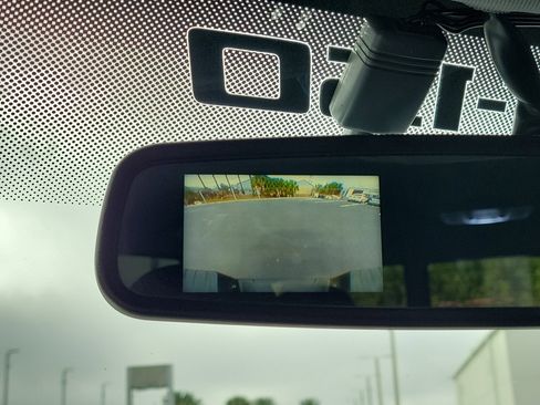 Used 2013 Ford F150 XLT w/ Luxury Equipment Group image 22