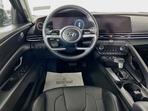 Certified 2023 Hyundai Elantra Limited image 24