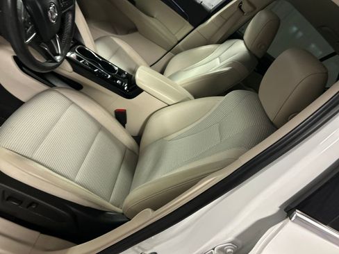 Used 2023 Buick Envision Preferred FWD image 12