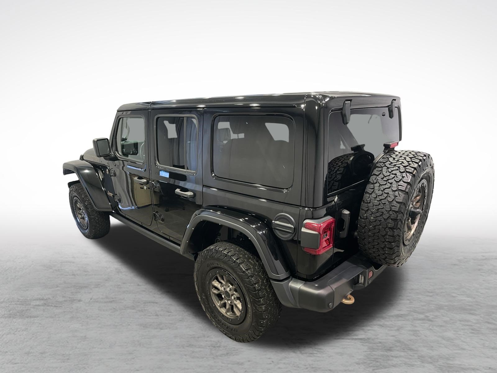 Used 2023 Jeep Wrangler Unlimited Rubicon 392 AWD/4WD image 4