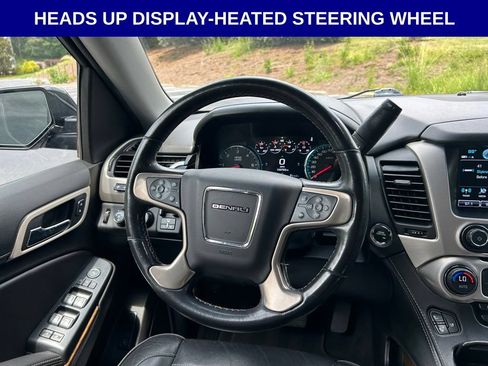 Used 2019 GMC Yukon XL Denali w/ Denali Ultimate Package AWD/4WD image 18
