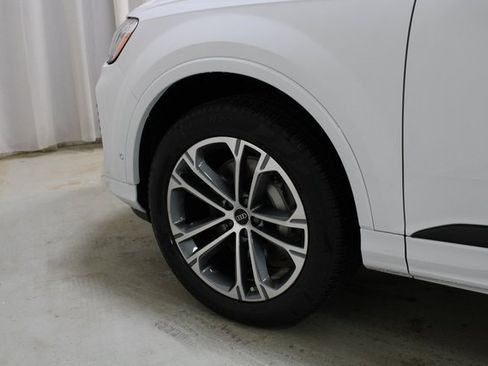 New 2026 Audi Q7 2.0T Premium image 29