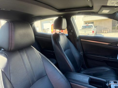 Used 2018 Honda Civic EX-L image 26
