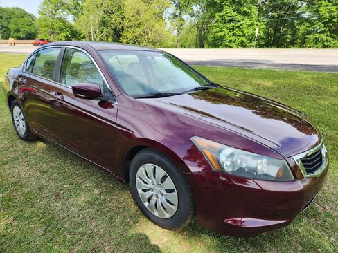 Used 2010 Honda Accord LX image 3