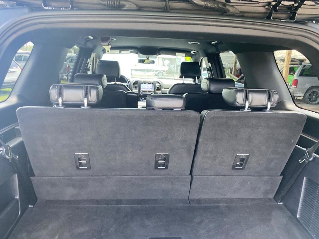 Used 2019 Ford Expedition Limited RWD image 18