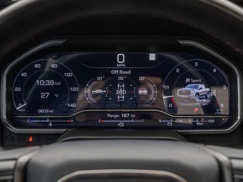 Used 2025 GMC Sierra 1500 AT4X image 18