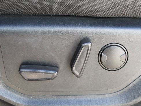 Used 2020 Ford F150 XLT w/ Equipment Group 302A Luxury image 17