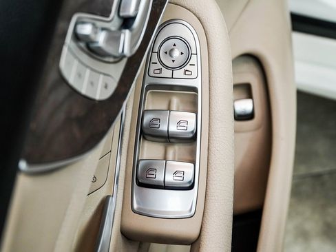 Used 2018 Mercedes-Benz C 300 Cabriolet image 30