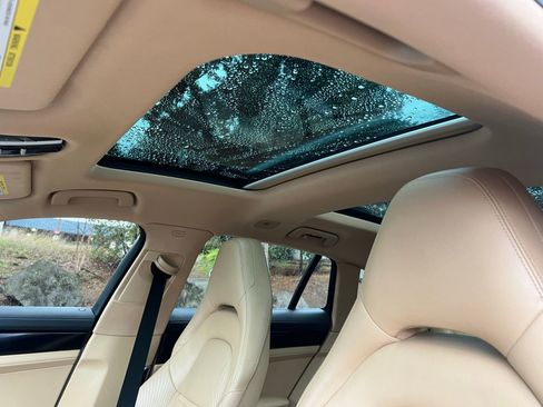 Used 2018 Porsche Panamera 4S image 24