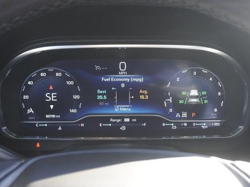 Used 2023 Chevrolet Tahoe Z71 w/ Luxury Package image 11