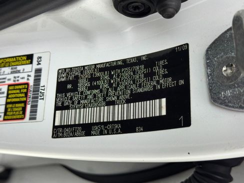 Used 2010 Toyota Tundra w/ SR5 Package image 38