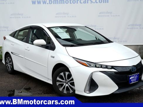 Used 2021 Toyota Prius Prime LE w/ Carpet Mat Package (TMS) FWD image 1