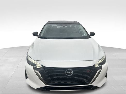 Certified 2025 Nissan Sentra SR w/ SR Premium Package image 10