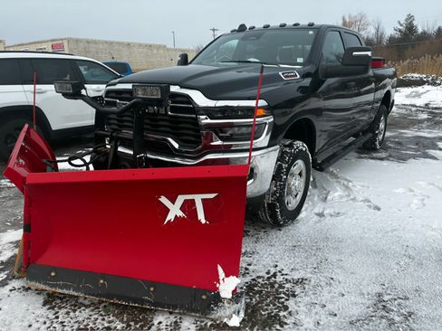 Used 2025 RAM 2500 Tradesman image 21