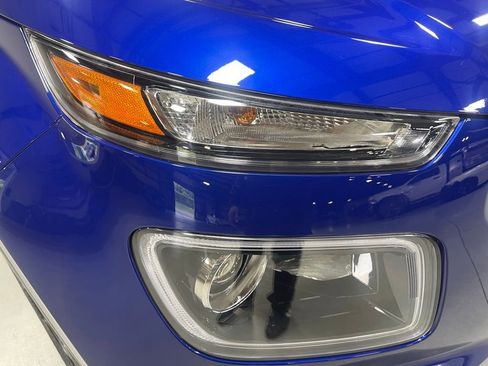 Used 2024 Hyundai Venue Limited FWD image 10