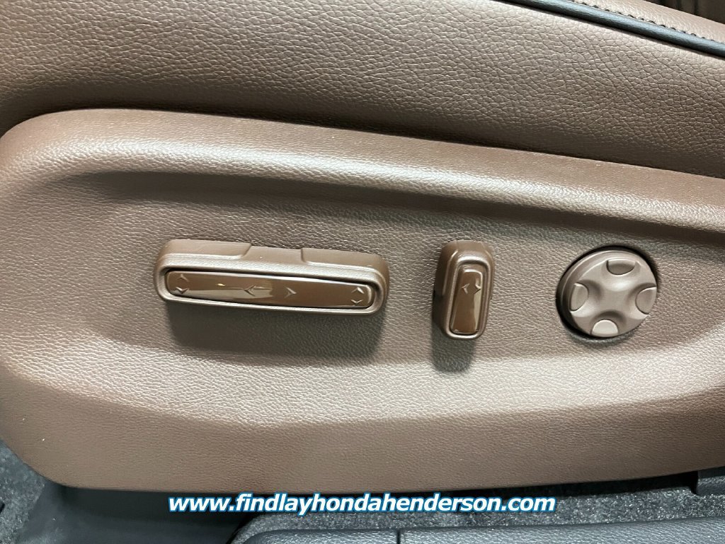 New 2027 Honda Odyssey Touring image 14