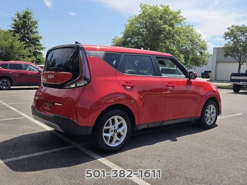 Used 2023 Kia Soul LX w/ LX Technology Package FWD image 5
