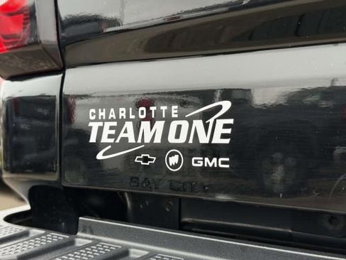 Used 2022 GMC Sierra 2500 SLE w/ SLE Value Package; image 32