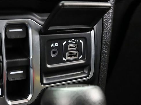 Used 2020 Jeep Gladiator Sport w/ Quick Order Package 24S image 30