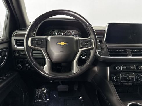 Used 2021 Chevrolet Suburban LT image 30