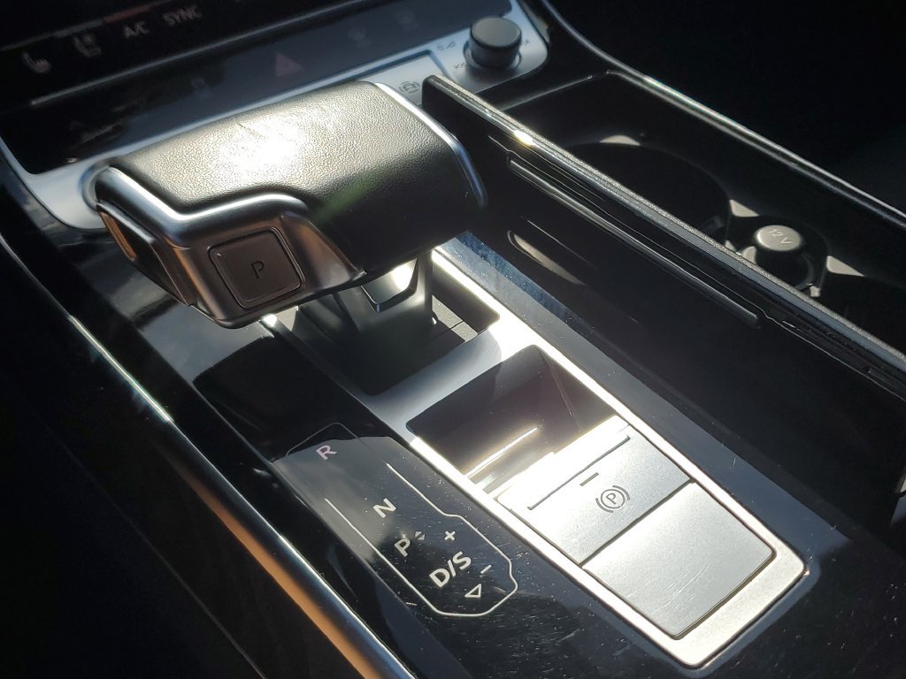 Certified 2024 Audi A8 L 3.0T AWD/4WD image 29
