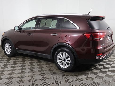 Used 2020 Kia Sorento LX w/ LX I4 Convenience Package image 12