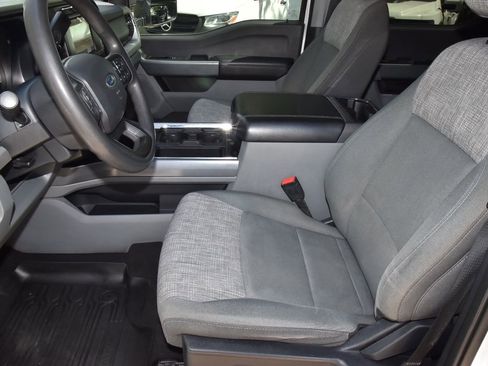 Used 2023 Ford F250 XLT w/ FX4 Off-Road Package AWD/4WD image 13