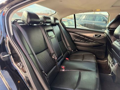 Used 2018 INFINITI Q50 Sport w/ Sensory Package (Sport) RWD image 30
