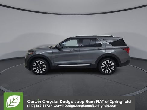Used 2025 Ford Explorer Platinum w/ LUX Leather Package AWD/4WD image 9