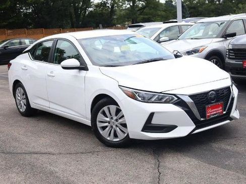 Certified 2023 Nissan Sentra S FWD image 2