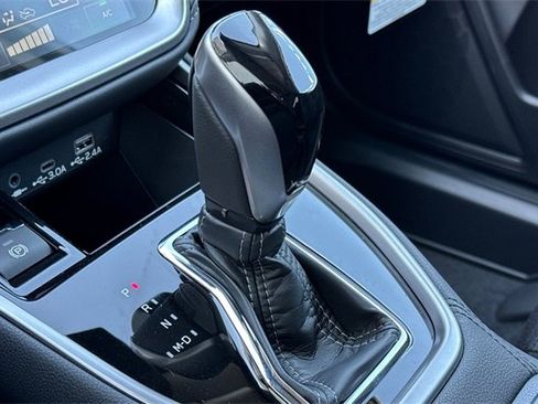 Used 2025 Subaru Outback Premium image 18