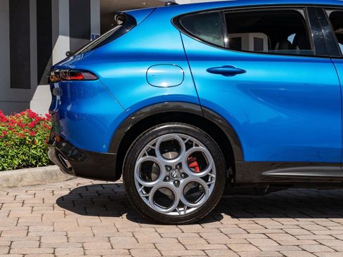 Used 2024 Alfa Romeo Tonale Veloce image 9