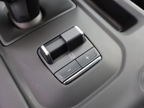 Used 2025 GMC Sierra 1500 AT4X AWD/4WD image 30