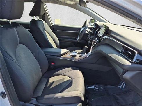 Used 2023 Toyota Camry LE FWD image 19