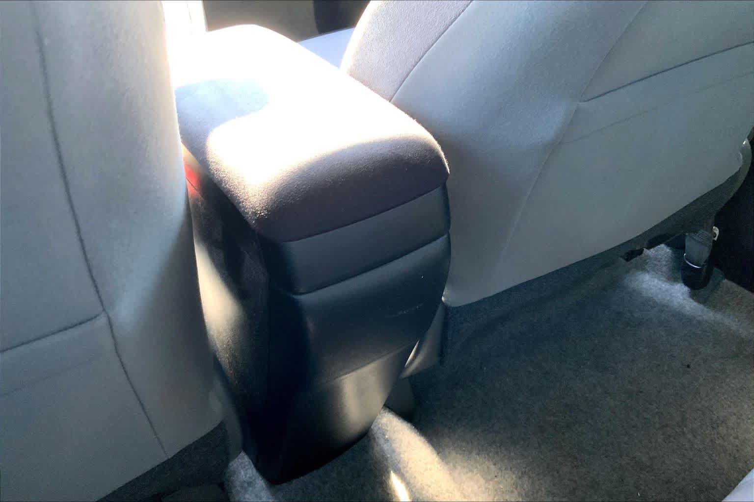 Used 2014 Toyota Prius Three FWD image 33