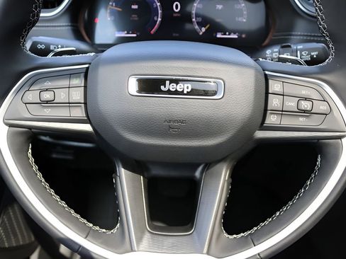 New 2026 Jeep Grand Cherokee Laredo X AWD/4WD image 22