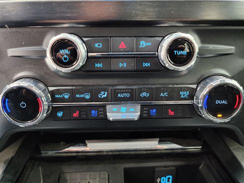 Used 2025 Ford F350 Lariat w/ Lariat Ultimate Package image 69