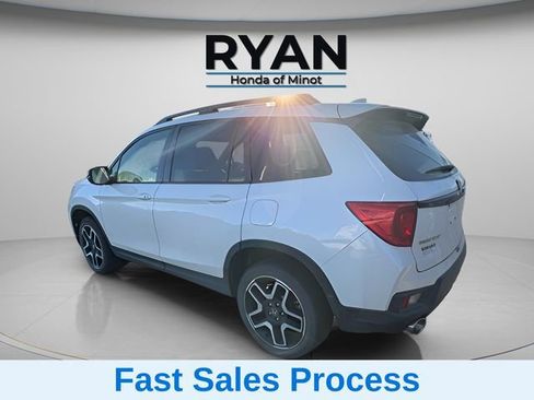 Used 2023 Honda Passport Elite image 5