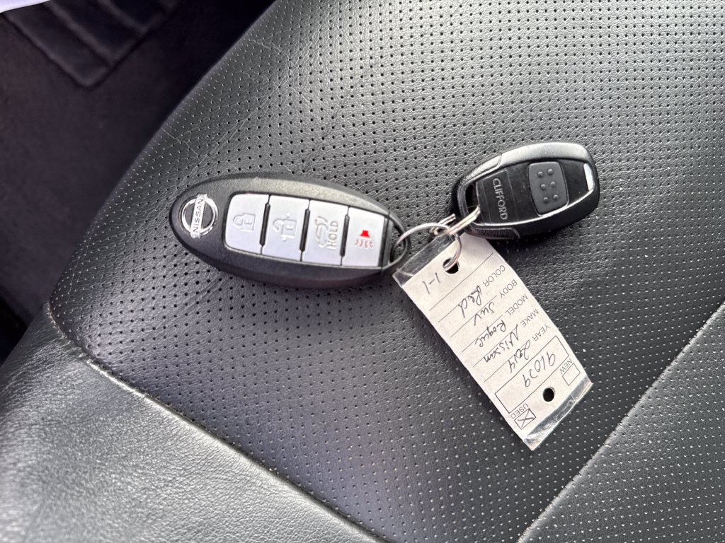 Used 2014 Nissan Rogue SL AWD/4WD image 35
